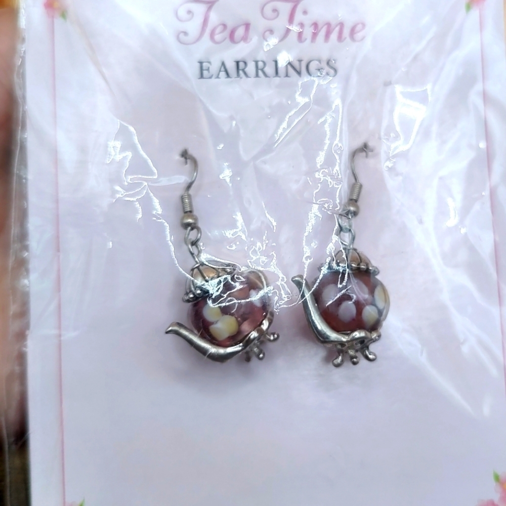 💥 3/$20 Ganz Quaint Tea Time Teapot Lantern Enamel Bead Earrings! - Picture 6 of 9